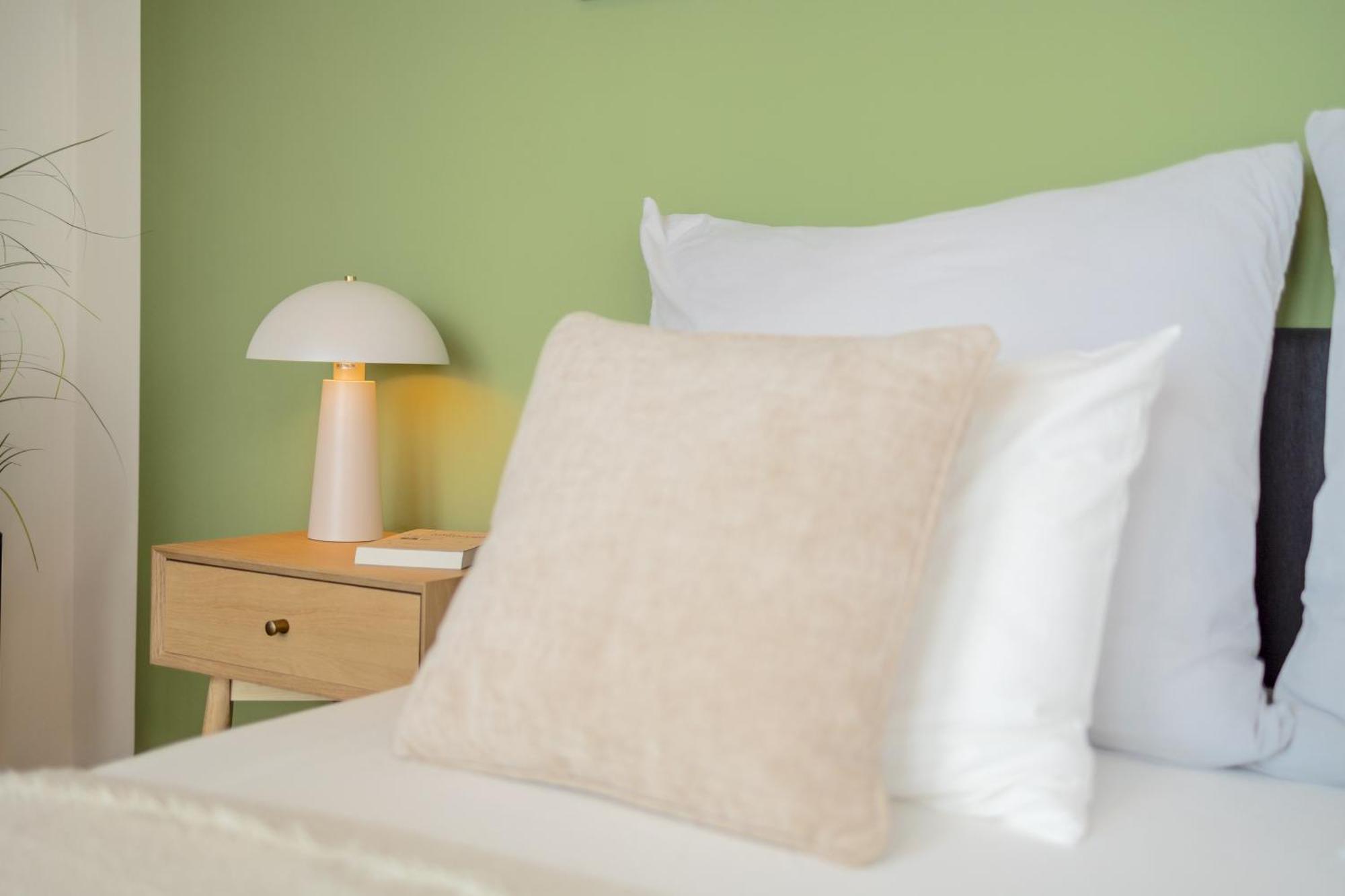 Appartement Bright 2br - 8th Floor, Balcony, Free Parking - By Gravity